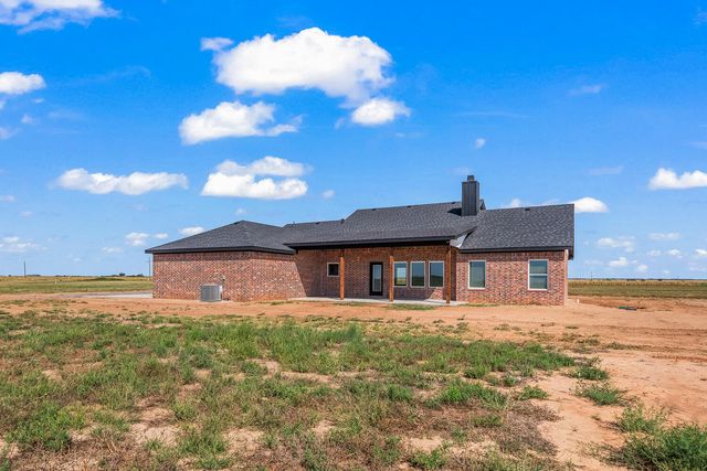 9917 F M 1294, Shallowater, TX 79363