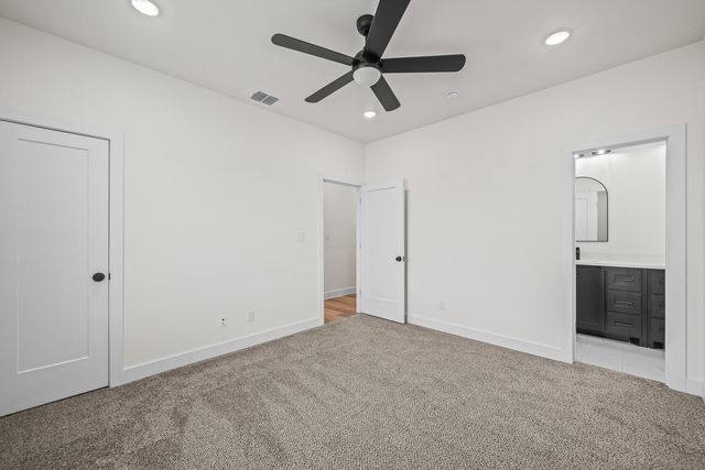 9917 F M 1294, Shallowater, TX 79363