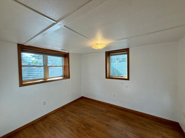 1009 19th Street N, Moorhead, MN 56560