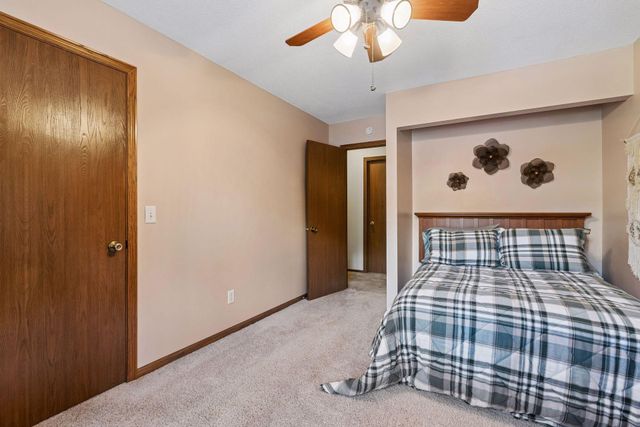 9558 Kingsview Lane N, Maple Grove, MN 55369