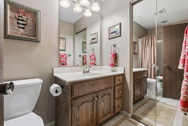 9558 Kingsview Lane N, Maple Grove, MN 55369