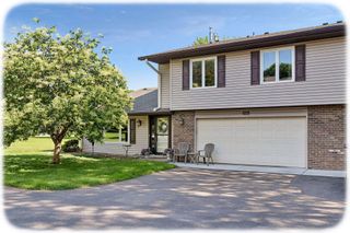 9558 Kingsview Lane N, Maple Grove, MN 55369