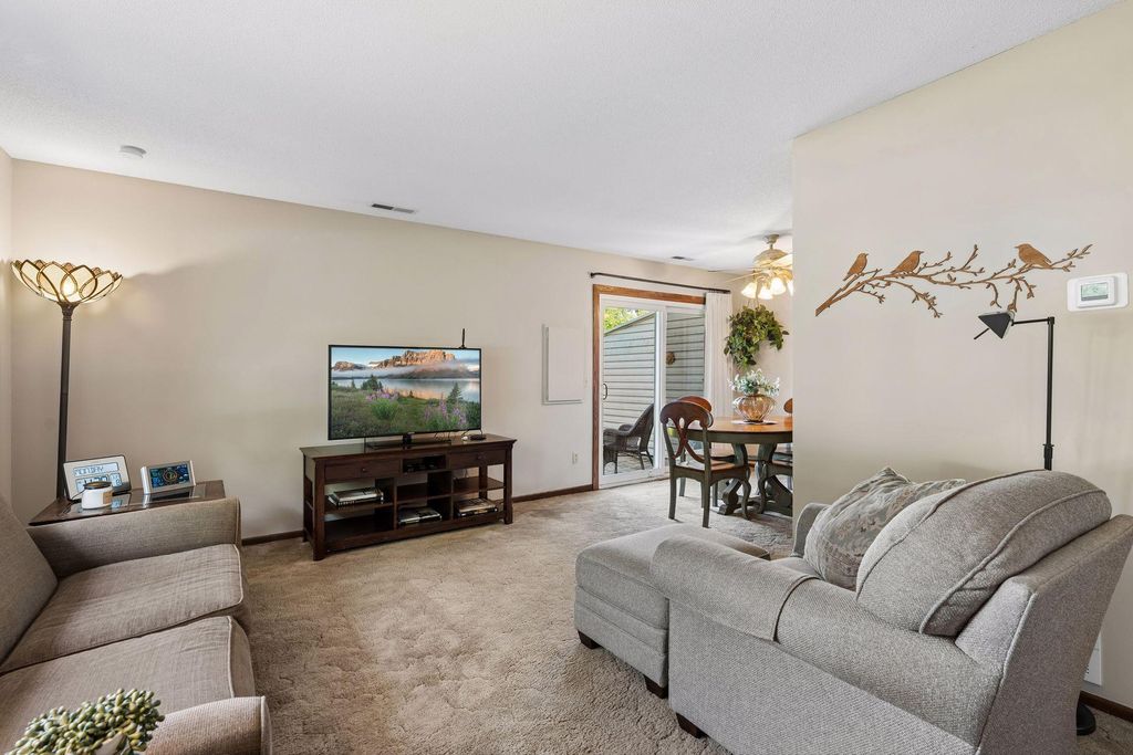 9558 Kingsview Lane N, Maple Grove, MN 55369 — photo 4