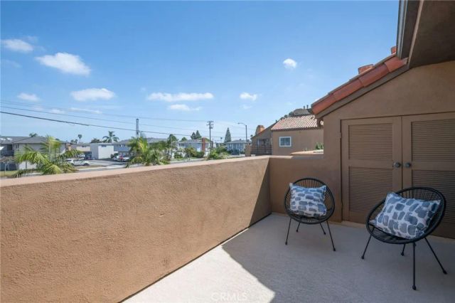 305 Coral Reef 4, Huntington Beach, CA 92648