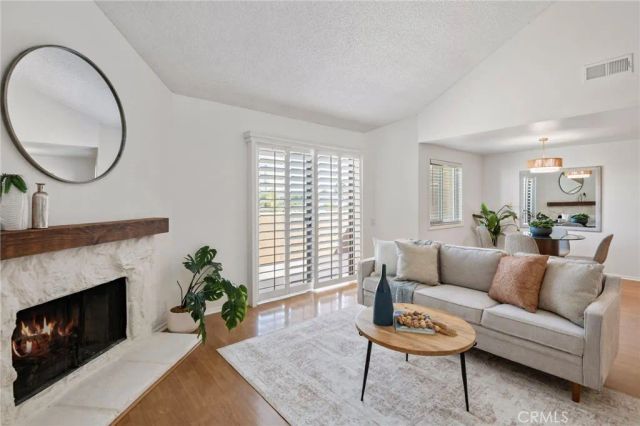 305 Coral Reef 4, Huntington Beach, CA 92648