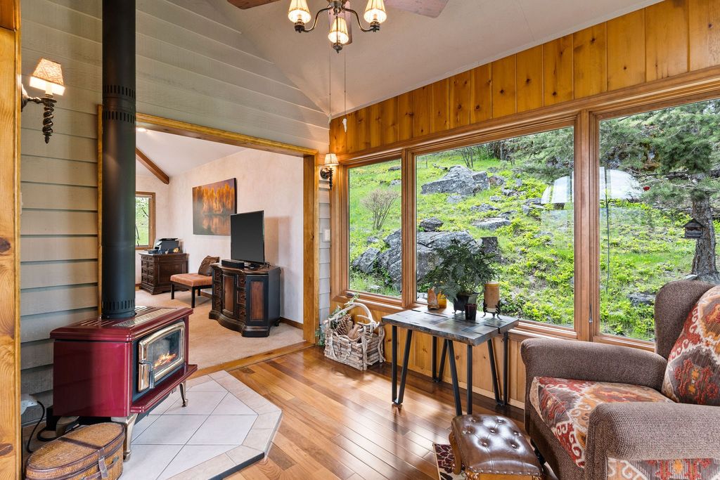 94 Golf Terrace, Bigfork, MT 59911 photo 15