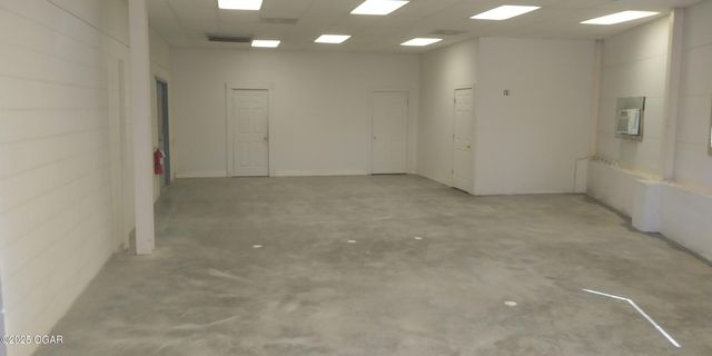 902 E 4th St, 8, Joplin, MO 64801
