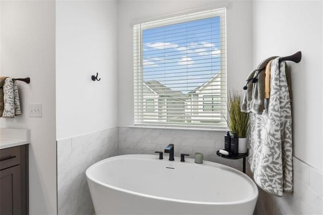 285 Walker Avenue, Roswell, GA 30076