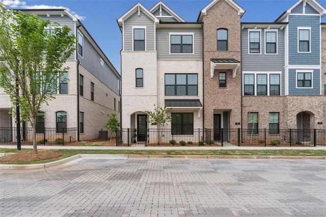 285 Walker Avenue, Roswell, GA 30076