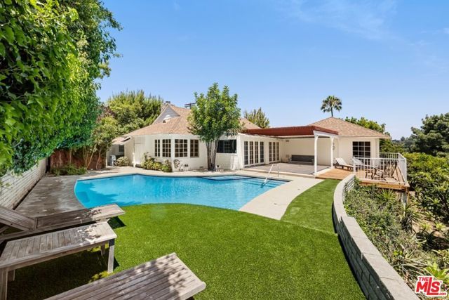 2120 Linda Flora Drive, Los Angeles, CA 90077
