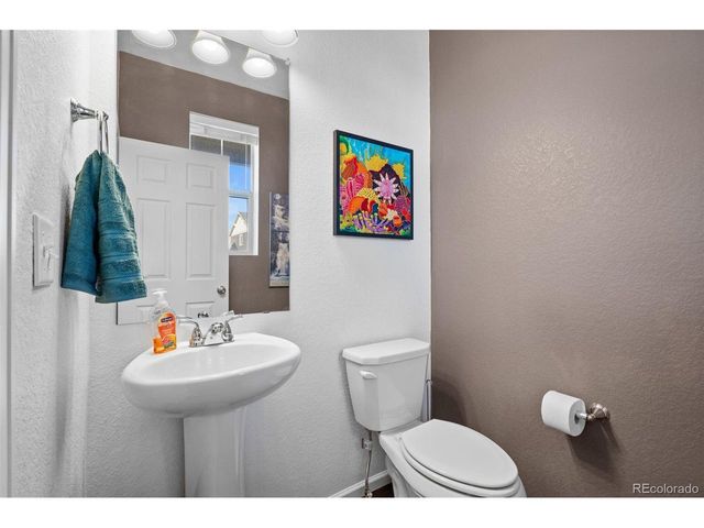 18108 E 44th Ave, Denver, CO 80249