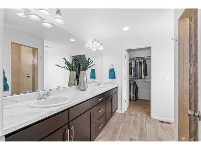 18108 E 44th Ave, Denver, CO 80249