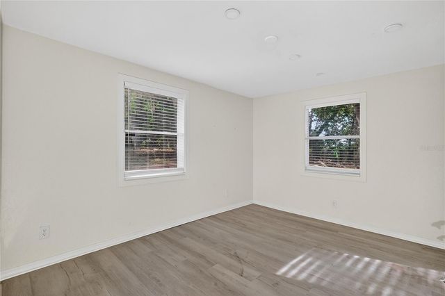 111 E LADY LAKE BOULEVARD, Lady Lake, FL 32159