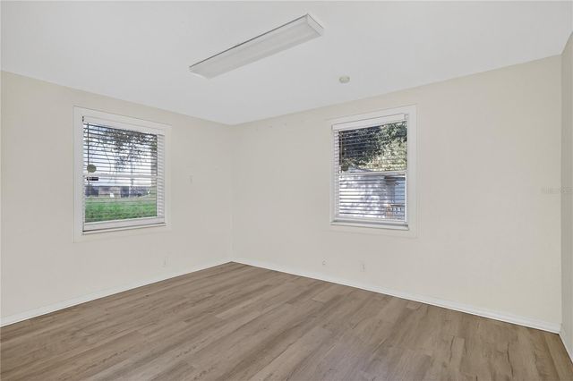 111 E LADY LAKE BOULEVARD, Lady Lake, FL 32159