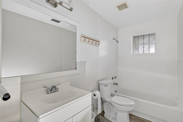 111 E LADY LAKE BOULEVARD, Lady Lake, FL 32159