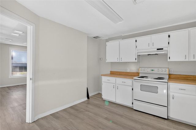 111 E LADY LAKE BOULEVARD, Lady Lake, FL 32159