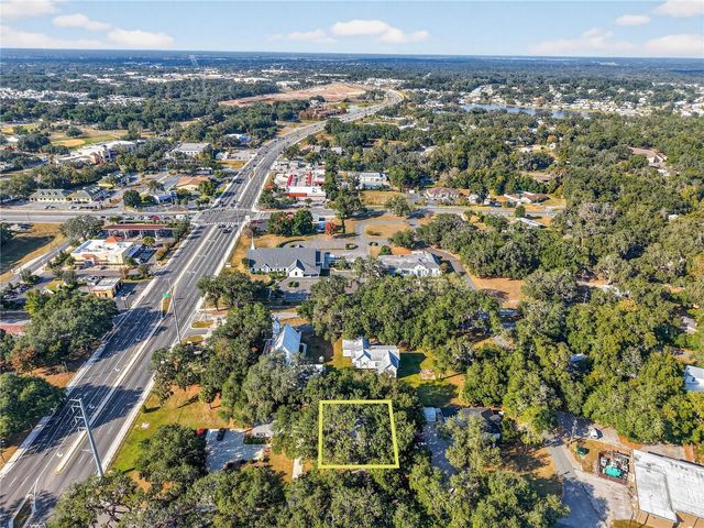 111 E LADY LAKE BOULEVARD, Lady Lake, FL 32159