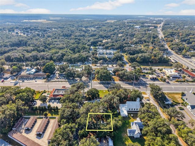 111 E LADY LAKE BOULEVARD, Lady Lake, FL 32159