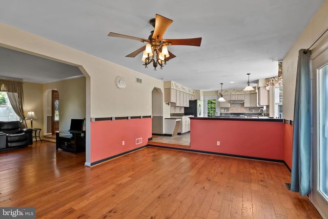 3221 NIKLIN DR, Westminster, MD 21157