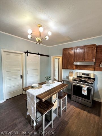 1600 S W Street, Fort Smith, AR 72901