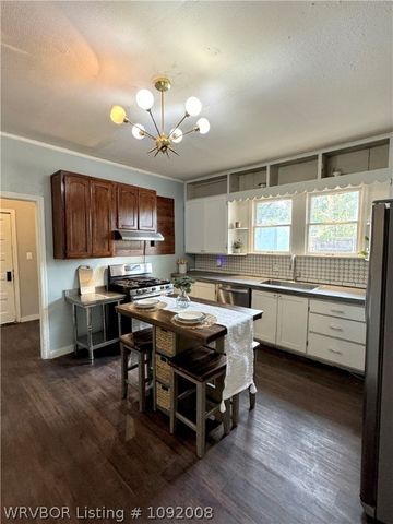 1600 S W Street, Fort Smith, AR 72901
