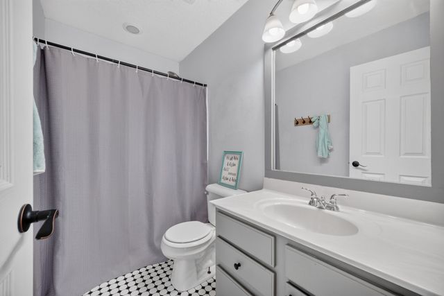 3706 SW Bluegrass Circle, Ankeny, IA 50023