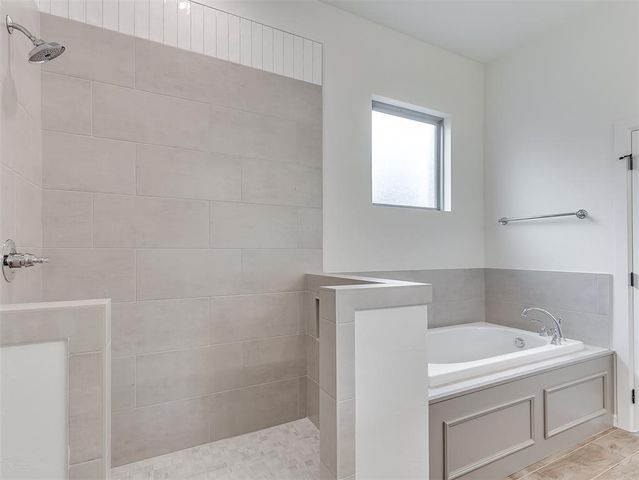 2600 Woods Edge Drive, Edmond, OK 73034