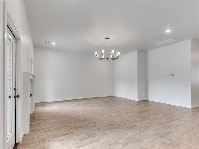 2600 Woods Edge Drive, Edmond, OK 73034