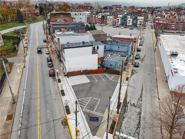 4746 Plummer Street, Lawrenceville, PA 15201