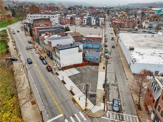 4746 Plummer Street, Lawrenceville, PA 15201