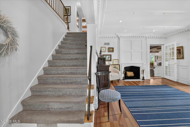 2228 Orchard Road, Ottawa Hills, OH 43606