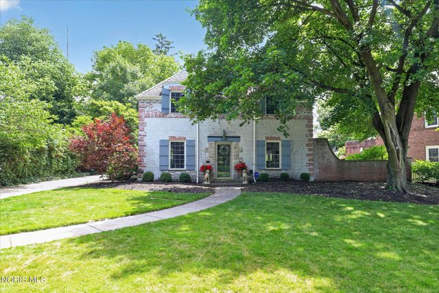 2228 Orchard Road, Ottawa Hills, OH 43606