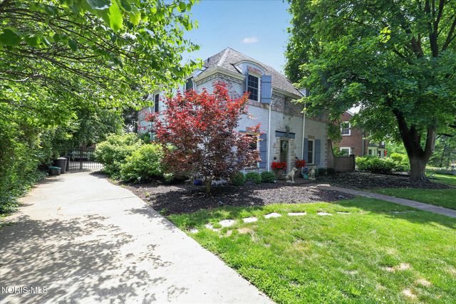 2228 Orchard Road, Ottawa Hills, OH 43606