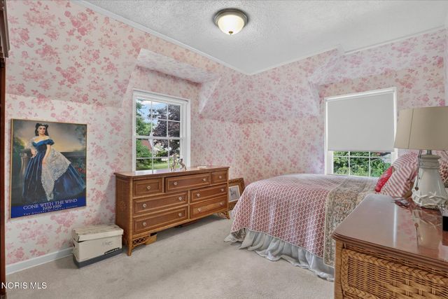 2228 Orchard Road, Ottawa Hills, OH 43606