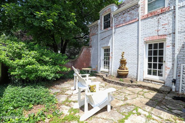 2228 Orchard Road, Ottawa Hills, OH 43606