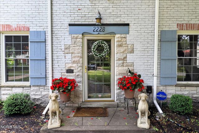 2228 Orchard Road, Ottawa Hills, OH 43606