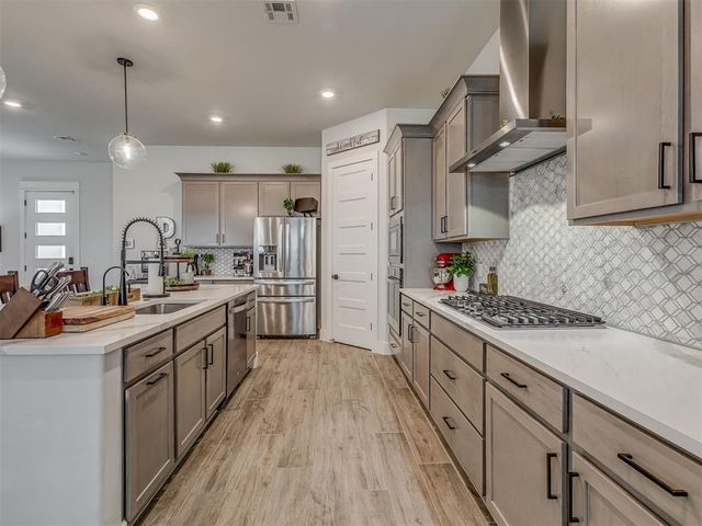 2244 Jackson Lane, Blanchard, OK 73010