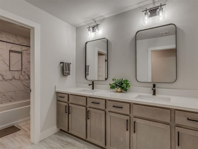 2244 Jackson Lane, Blanchard, OK 73010