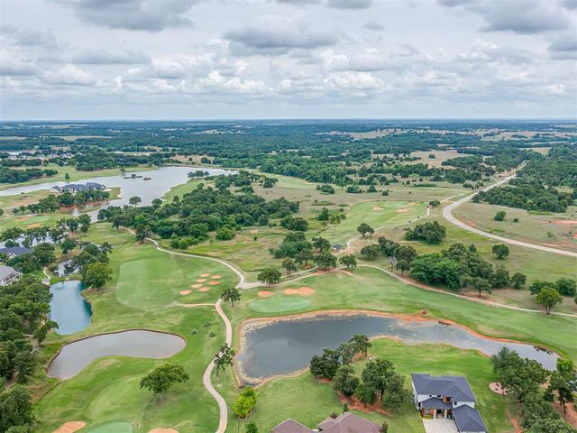 2244 Jackson Lane, Blanchard, OK 73010