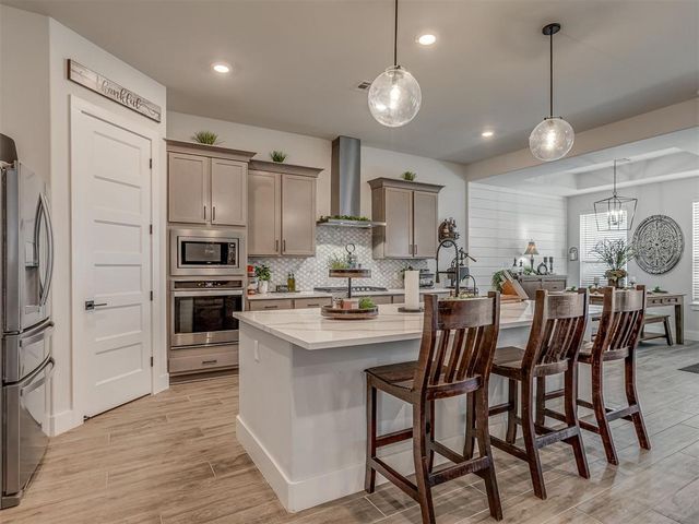 2244 Jackson Lane, Blanchard, OK 73010