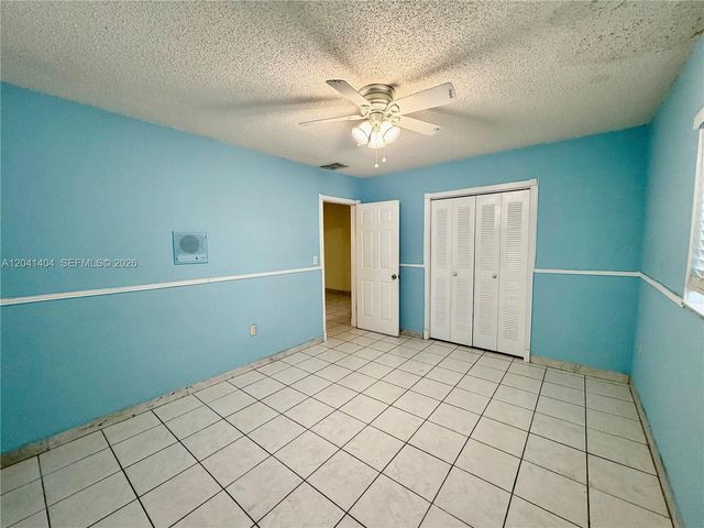 913 NW 22nd Pl 0, Miami, FL 33125