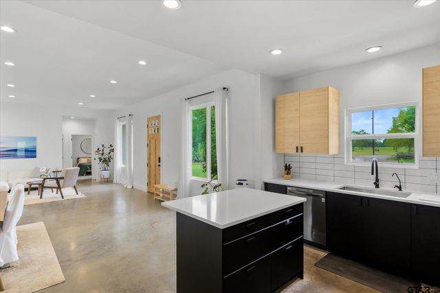 17370 FM 1253, Lindale, TX 75771