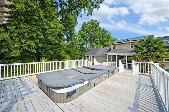 1833 Benefit RD, Chesapeake, VA 23322