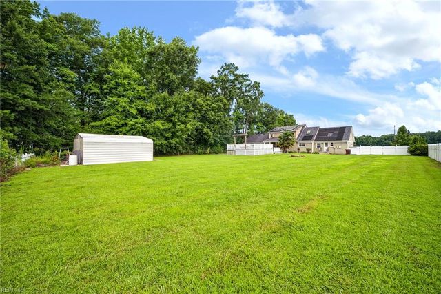 1833 Benefit RD, Chesapeake, VA 23322