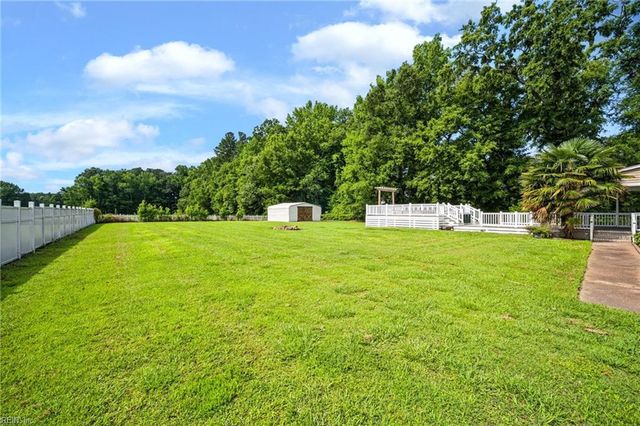 1833 Benefit RD, Chesapeake, VA 23322