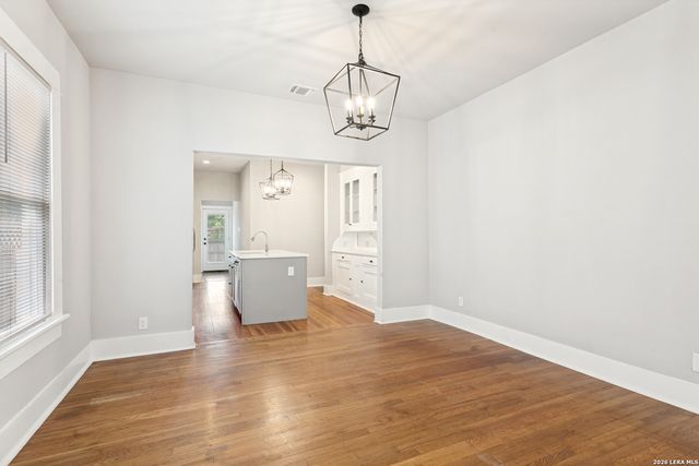 1205 BURNET ST, San Antonio, TX 78202