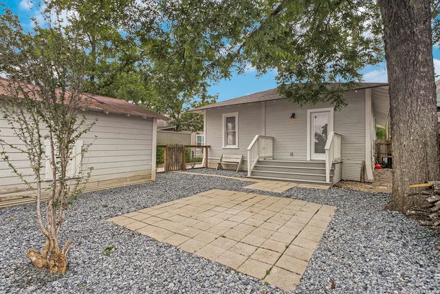 1205 BURNET ST, San Antonio, TX 78202