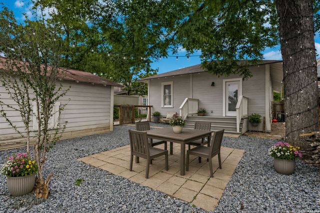 1205 BURNET ST, San Antonio, TX 78202