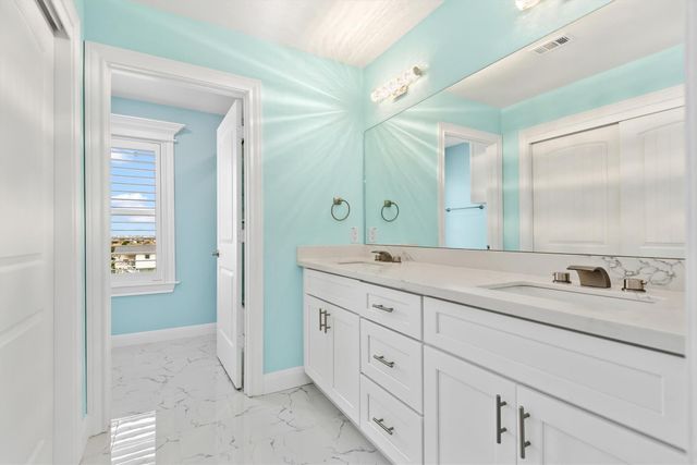 23401 4th Avenue, Galveston, TX 77554