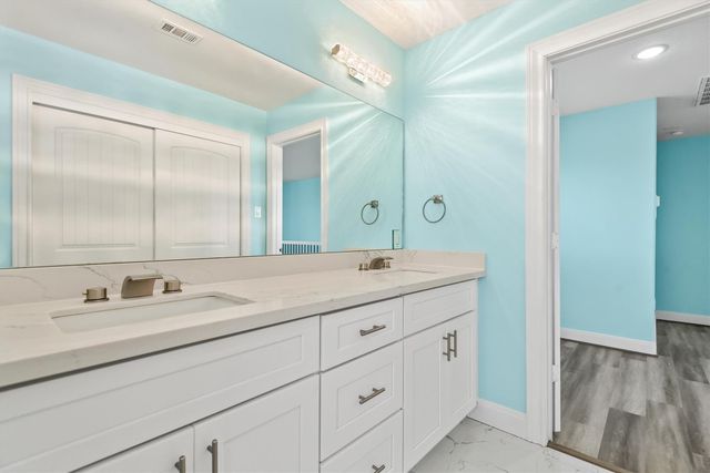 23401 4th Avenue, Galveston, TX 77554